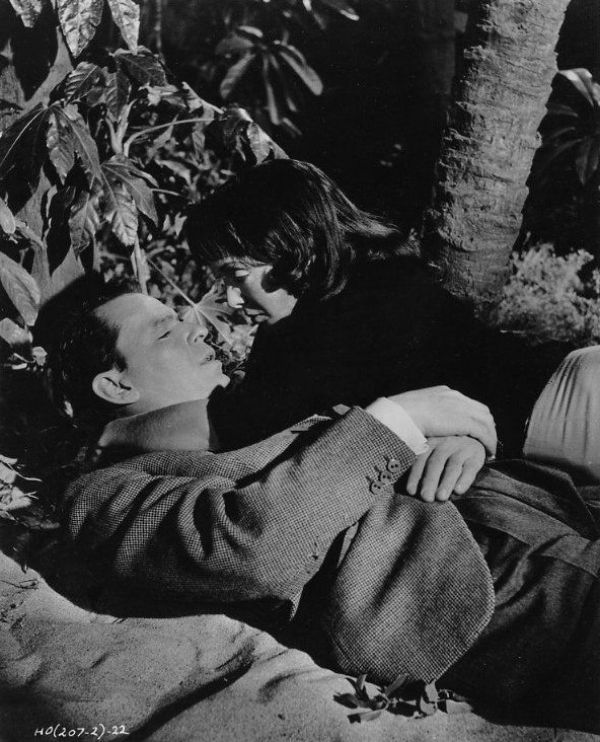 Carolyn Jones - Púp a háton (1959) Carolyn Jones - Púp a háton (1959)