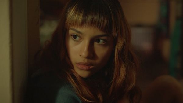 Lilith Curiel - Földevő (2025)