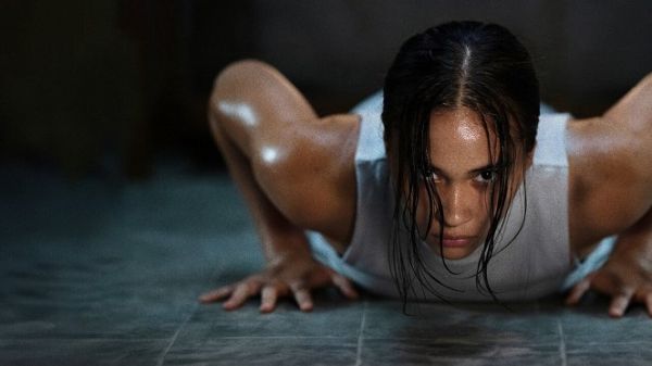 Aurora Ribero - Kóbor árnyék  (2024)