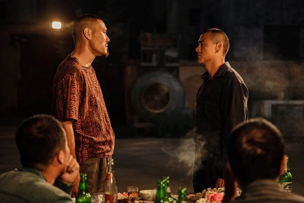 Fekete kutya / Filmkép