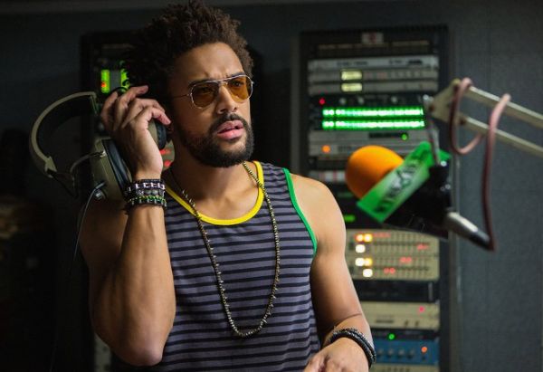 A búra alatt / Filmkép